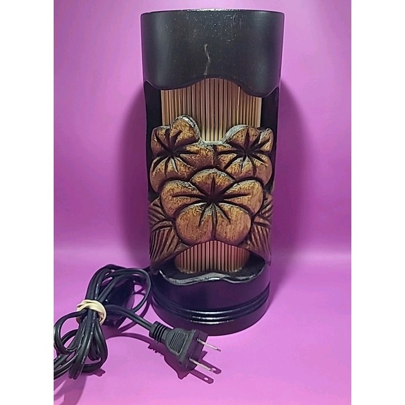 Hand-crafted Hawaiian Mango Wood Desk Lamp - Picture 1 of 10